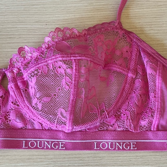 💕2/$35 💕Lounge Pink Lace Bra 34C - Picture 7 of 7